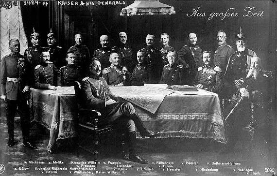 Wilhelm II und seine Generäle #7terSprung wikipedia.de PD